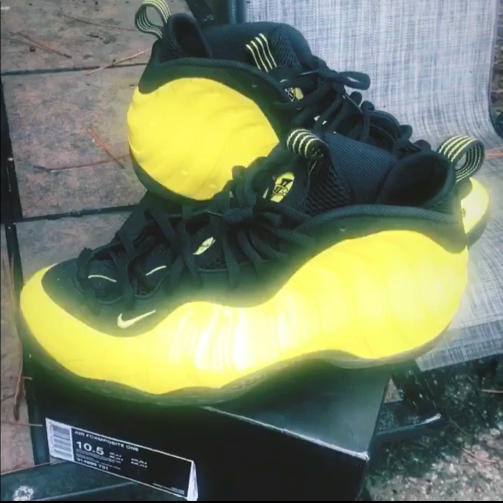 COPY - Nike Air Foamposite Optic Yellow